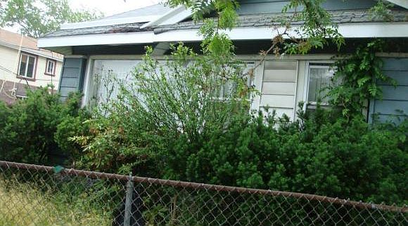 1st image of 11051 Farmers Blvd