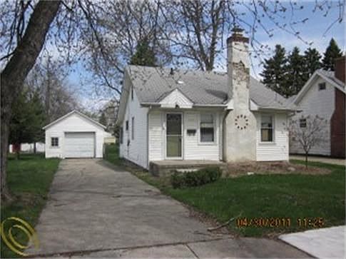 2nd image of 153 E Baker Ave