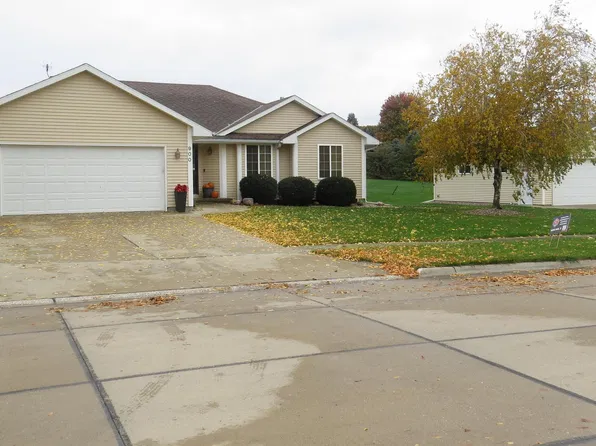900 6th St SE, Le Mars, IA 51031