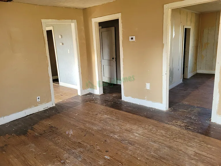 404 N Carroll St — Photo 7