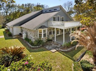 556 Kaiki Dr, Diamondhead, MS 39525