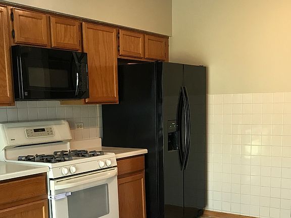 5th image of 520 W Parkside Dr