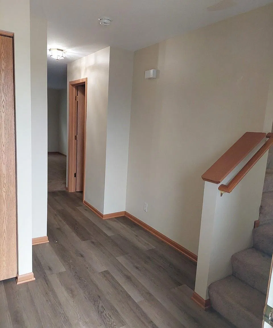 3 bed, 1.5 bath, 1336 sqft, $1,700 — Photo 2