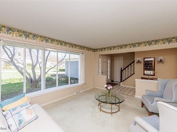 3rd image of 16977 Antler Ln