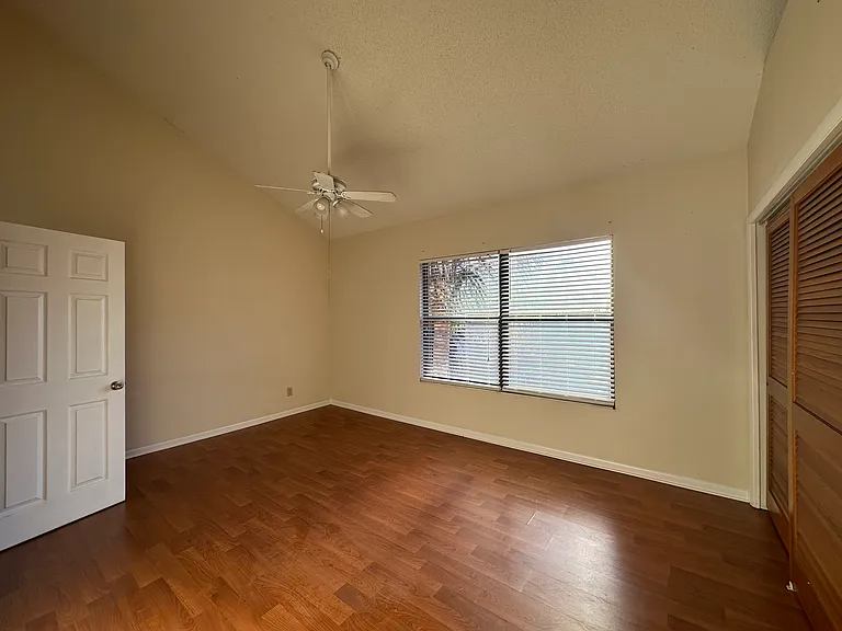 2050 San Marcos Dr SE #214 — Photo 7