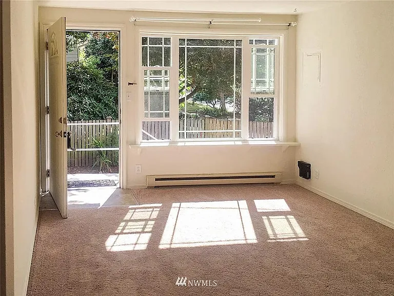 5444 Kirkwood Pl N #2 — Photo 8