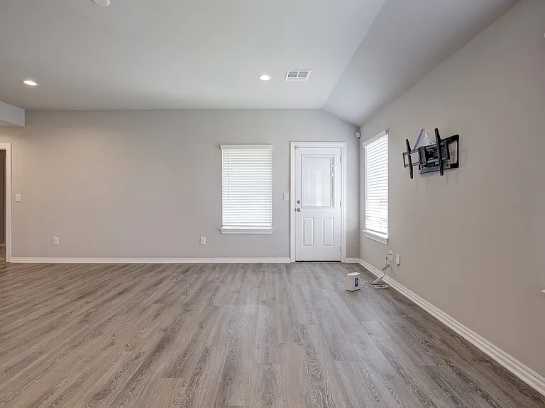14800 Lost Falls Way — Photo 4