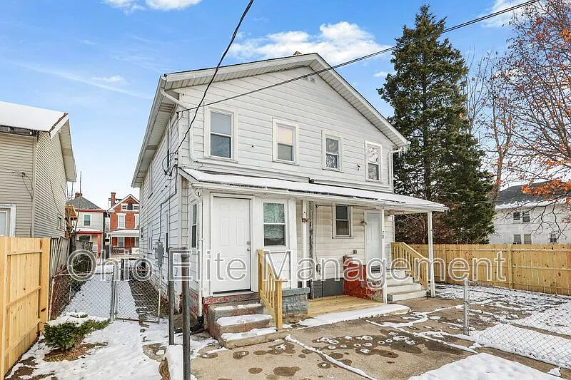 Building Photo - 785 S 18th St