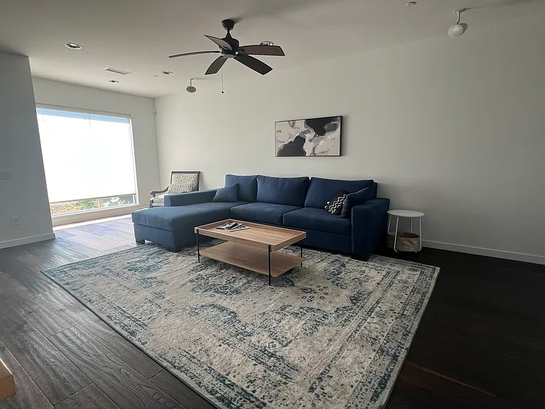 310 Washington Blvd #801 — Photo 12