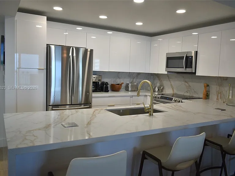 1865 S Ocean Dr #14N — Photo 3