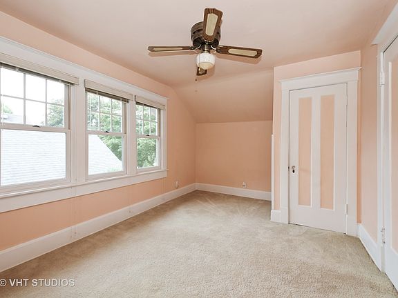 5th image of 222 Elm Ct