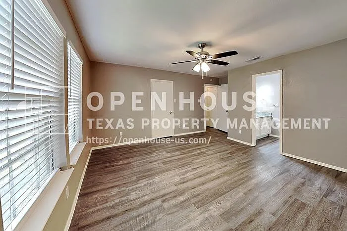 1312 Wyndham Dr — Photo 9
