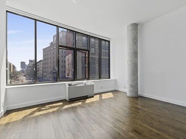 210 Lafayette St APT 3B, New York, NY 10012