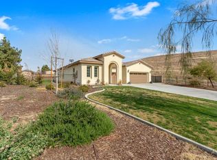 15618 Via Bassano Dr, Bakersfield, CA
