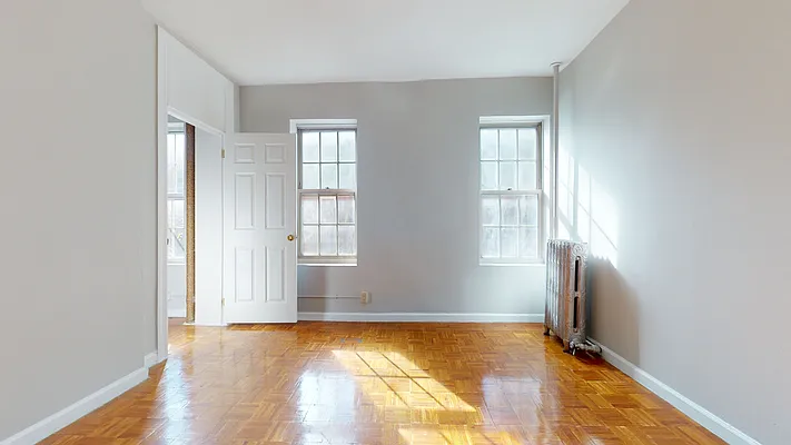 Rented by Bond New York | media 3