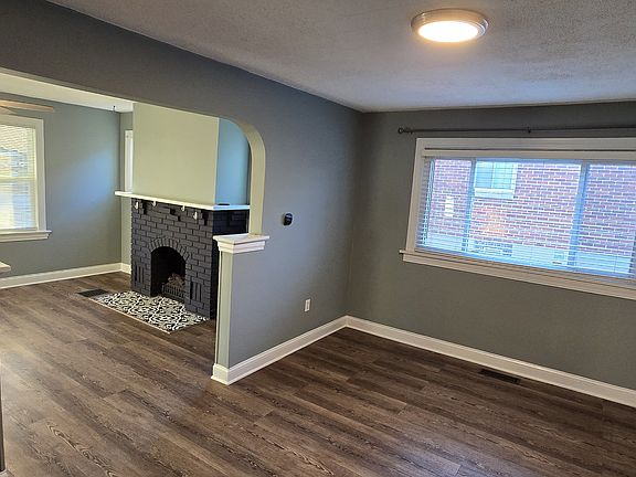 4th image of 3421 Wellington Dr