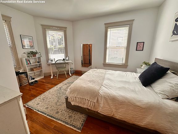 4th image of 140 Sutherland Rd #1