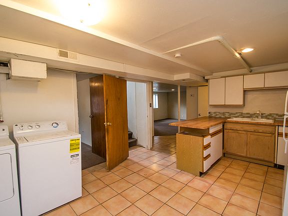 4666 Ingram Court Kitchen and Laundry