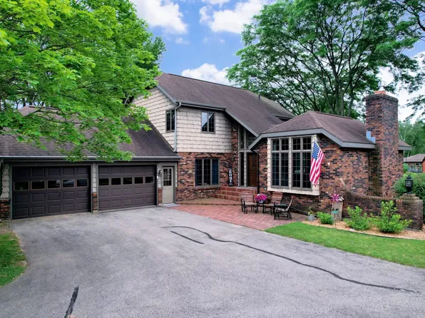 335 Sunset Ln, Coleman, WI 54112