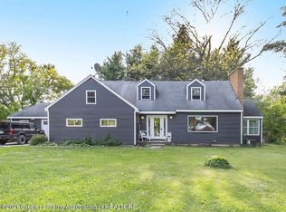 10204 M 52, Perry, MI 48872