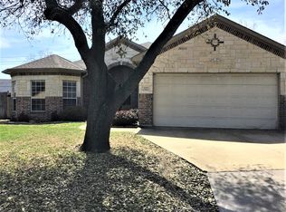 3222 Maple Ln, Rowlett, TX 75089