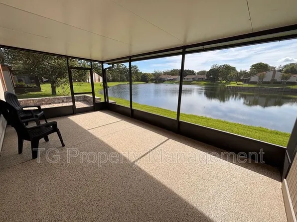 7823 Fawn Brook Cir E, Jacksonville, FL 32256