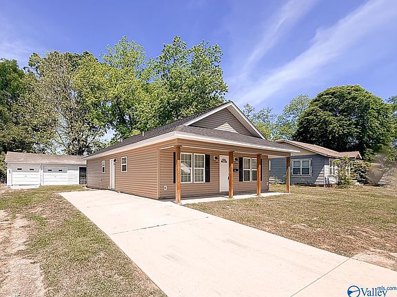 2nd image of 802 Raley St