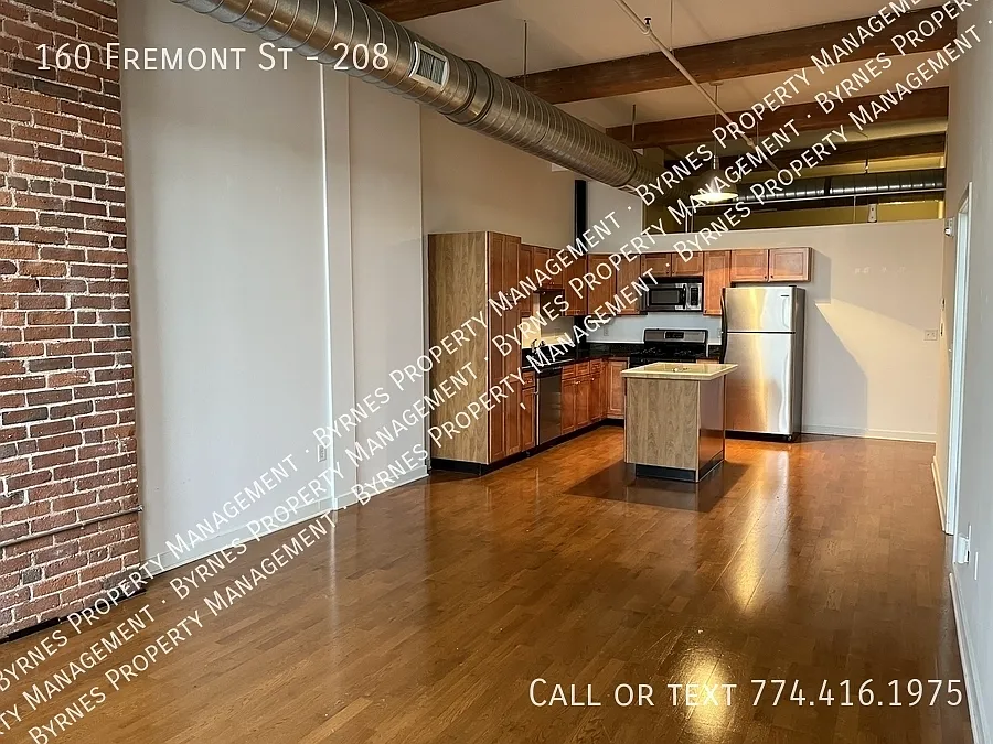 160 Fremont St #208