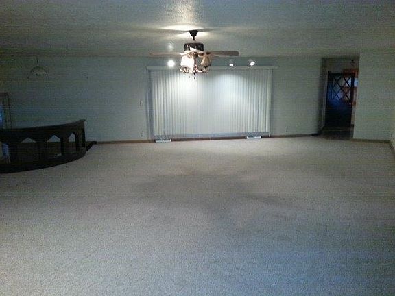 4th image of 4215 Lakeside Dr