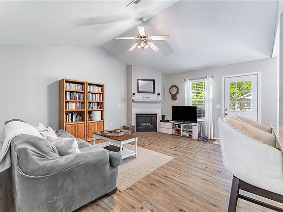 5th image of 1205 Tunbridge Dr