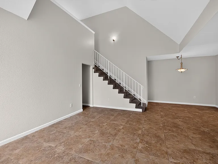 4575 Lambeth Ct — Photo 15
