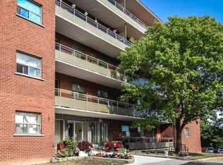 2583 King St E, Hamilton, ON L8K 1Y4