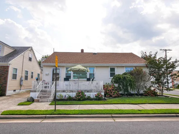 16 N Harding Ave, Margate, NJ 08402