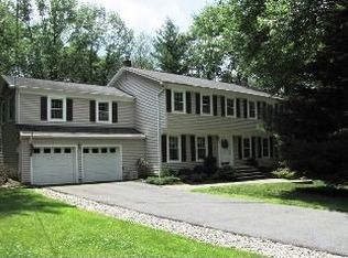3 Butternut Rd, Randolph, NJ 07869
