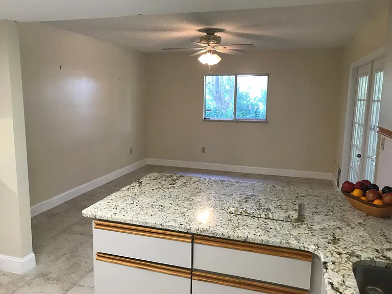 6516 SW 61st Ct — Photo 10