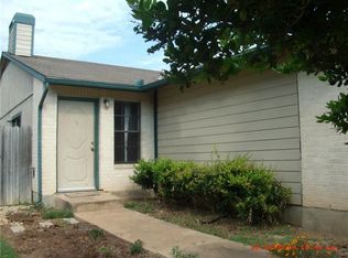 806 Lloyd Ln APT A, Elgin, TX 78621