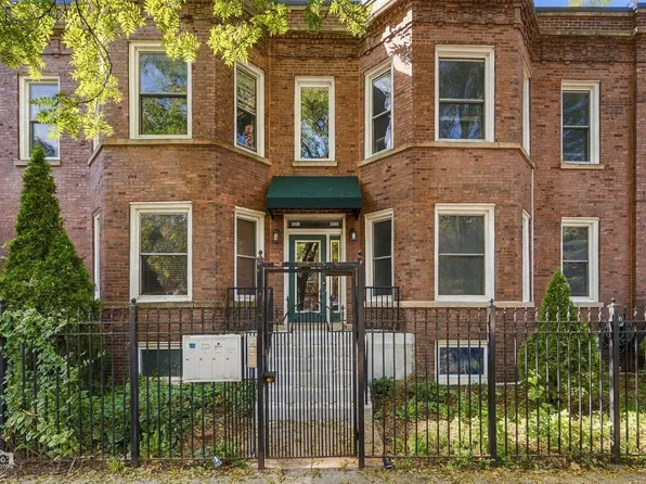 2440 N Linden Pl #1, Chicago, IL 60647