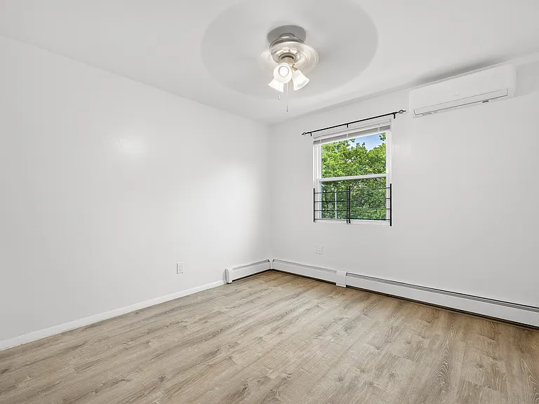 16 N Portland Ave #2 — Photo 11