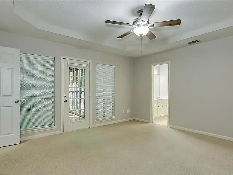 2907 Pointewest Dr — Photo 5