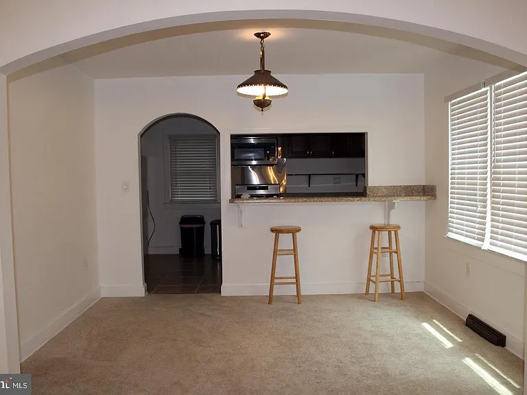 6031 Rosedale Dr — Photo 8