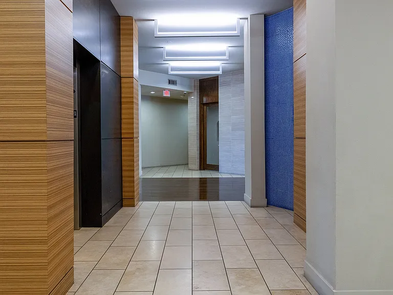 Meridian Medical District — Photo 28