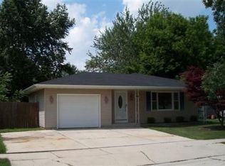 3622 S 17th Pl, Sheboygan, WI 53081