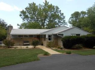 311 E Rhorer Rd, Bloomfield, IN 47401