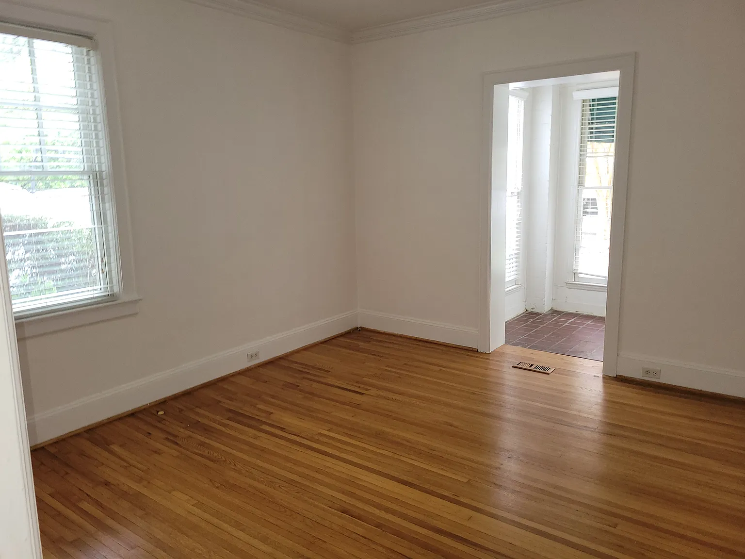 1 bed, 781 sqft, $1,995 — Photo 4