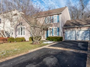 3305 Victoria Ln, Waukegan, IL 60087