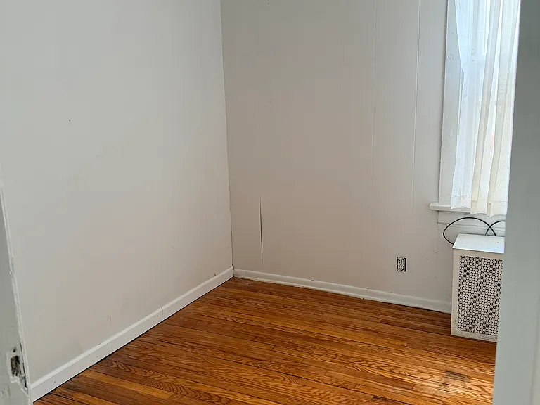 10 Amity St #1 — Photo 4
