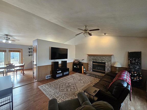 2nd image of 1016 Springs ROAD