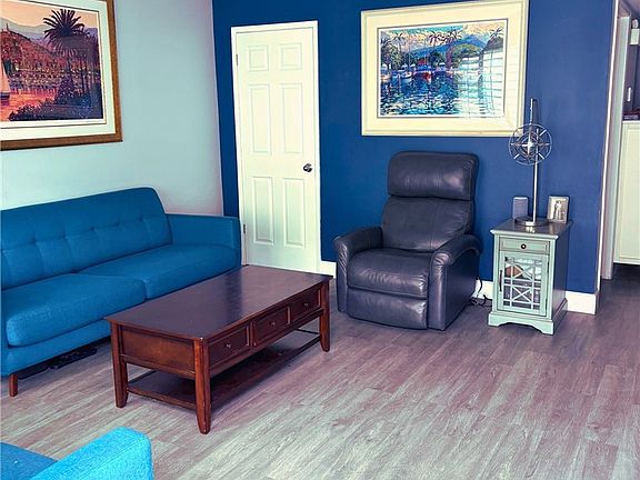 2nd image of 4731 Rey Dr #133