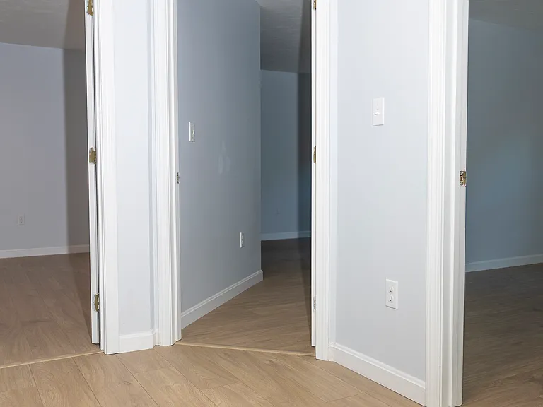 122 Leedham St #122 — Photo 11