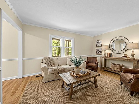 4th image of 6403 Craig Rd